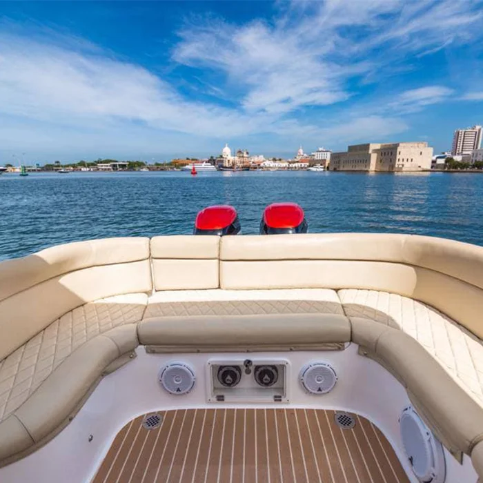 40 Ft Speed Boat Luxury - 4 - Classy Cartagena
